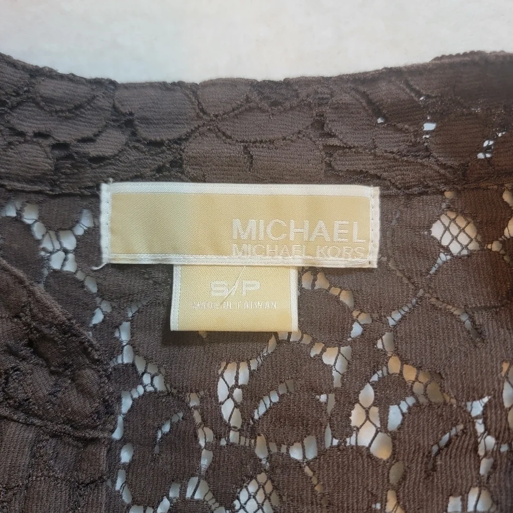 Michael Kors small brown lace blouse. Long sleeves.
